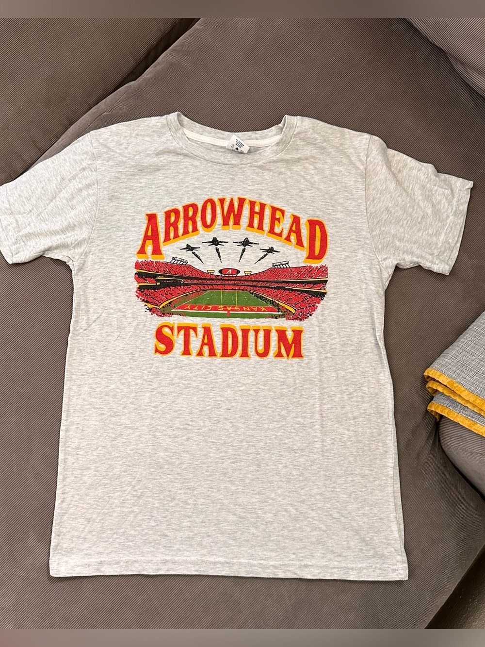 Kansas City Chiefs Arrowhead Stadium Charlie Hustle S/S T Shirt Men’s Medium NFL